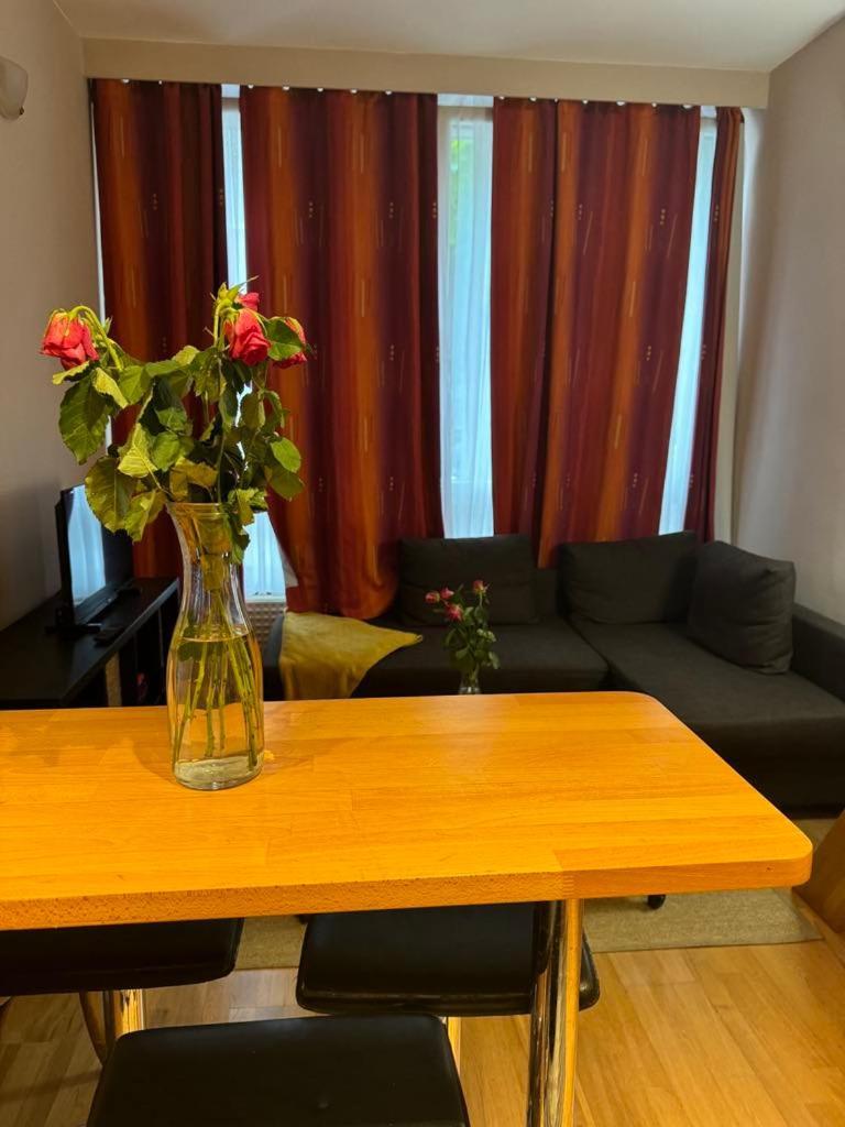 Lisa Appartement Brussels Exterior photo